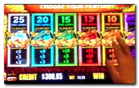€935 Daily freeroll slot tournament at Casimba Casino