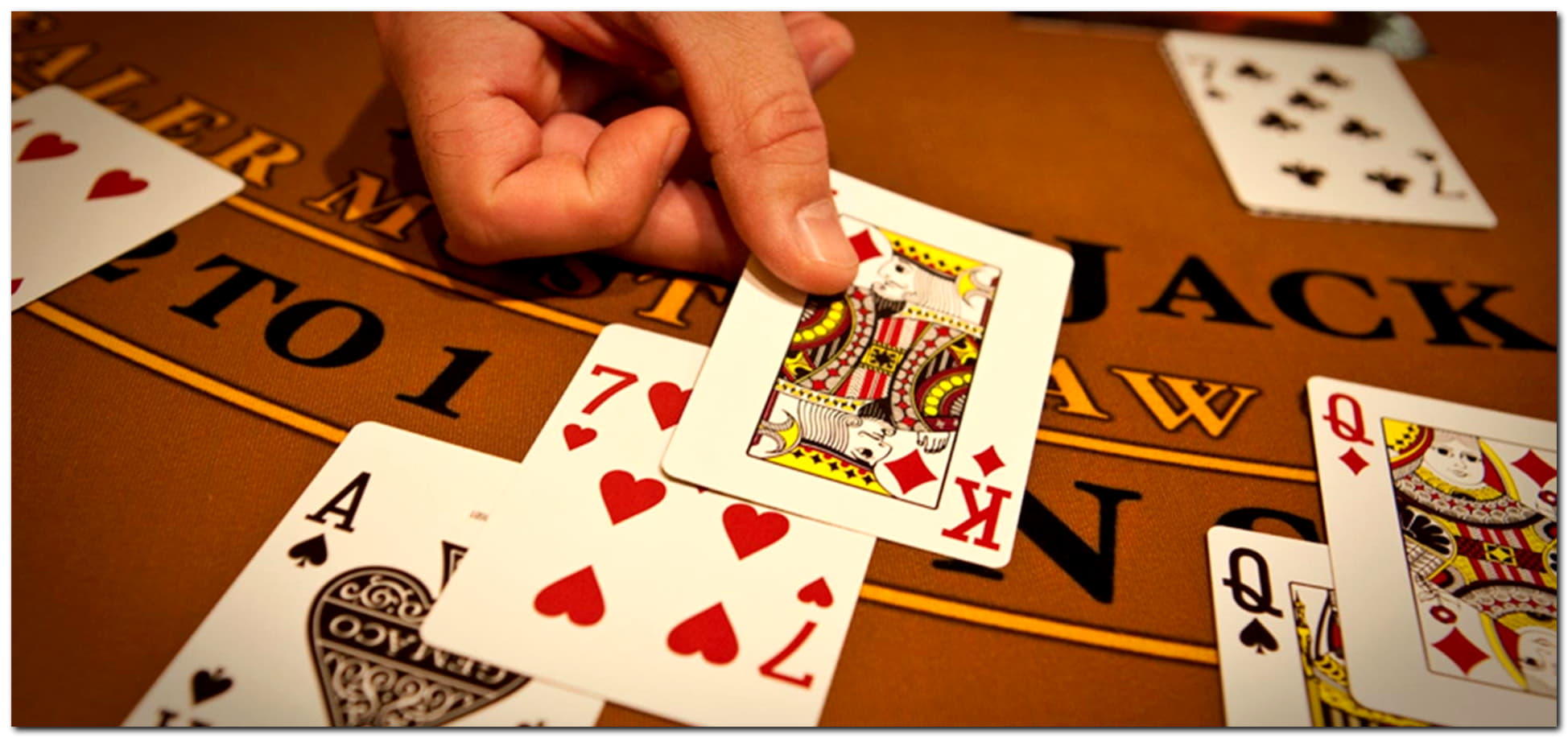 €80 Mobile freeroll slot tournament at CasiPlay Casino