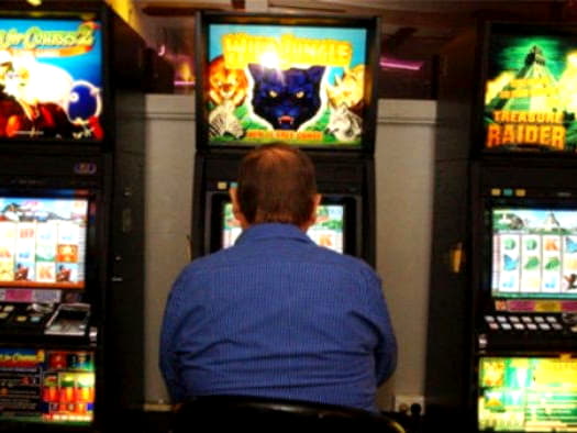 100 Loyalty Free Spins! at Cashmio Casino