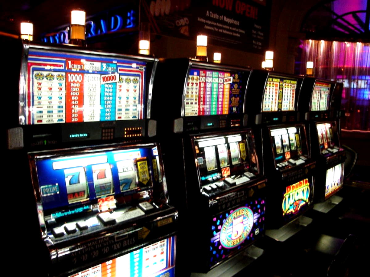 105 Free Spins Casino at Malina Casino