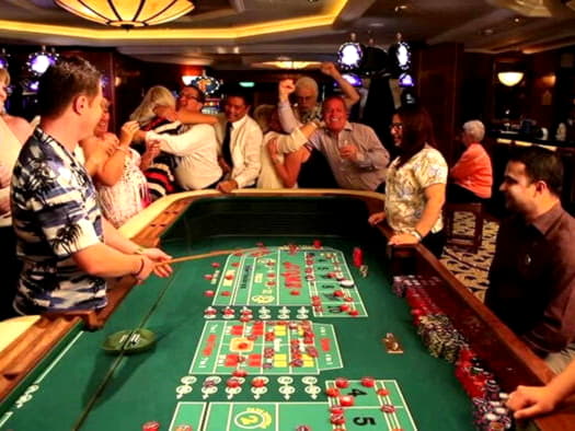 235 Free Spins at Casino com