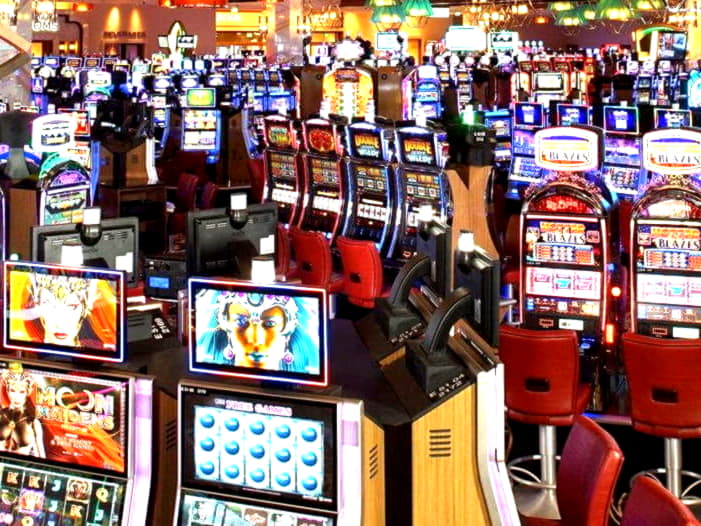 905% First deposit bonus at CasiPlay Casino