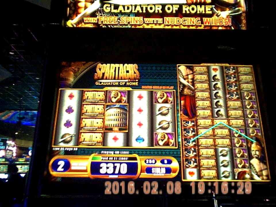 325% First deposit bonus at Malina Casino