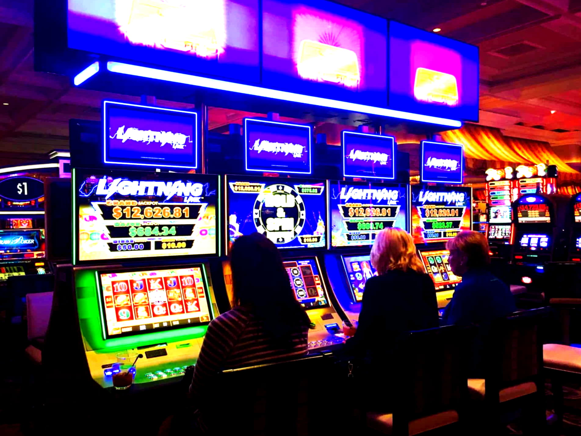 $2645 NO DEPOSIT BONUS CASINO at Reeltastic Casino