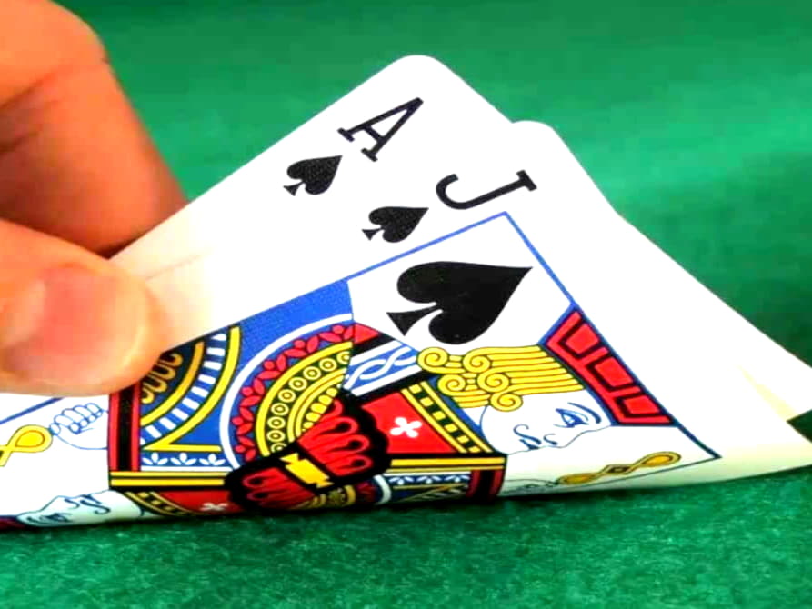 120 Loyalty Free Spins! at CasiPlay Casino