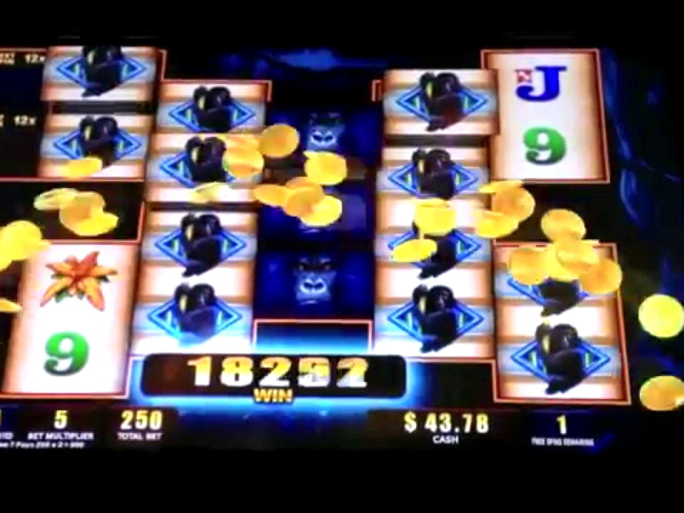 EUR 444 FREE CHIP at bWin Casino