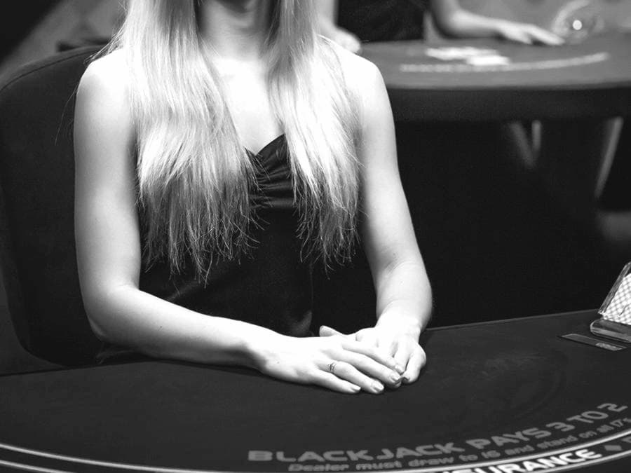 280 Free Casino Spins at Karamba Casino