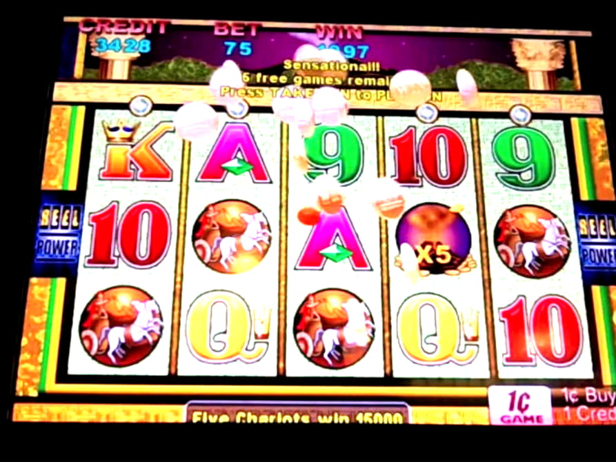 $810 Daily freeroll slot tournament at Quatro Casino