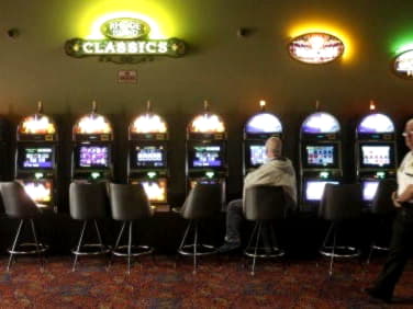 285 free casino spins at bWin Casino