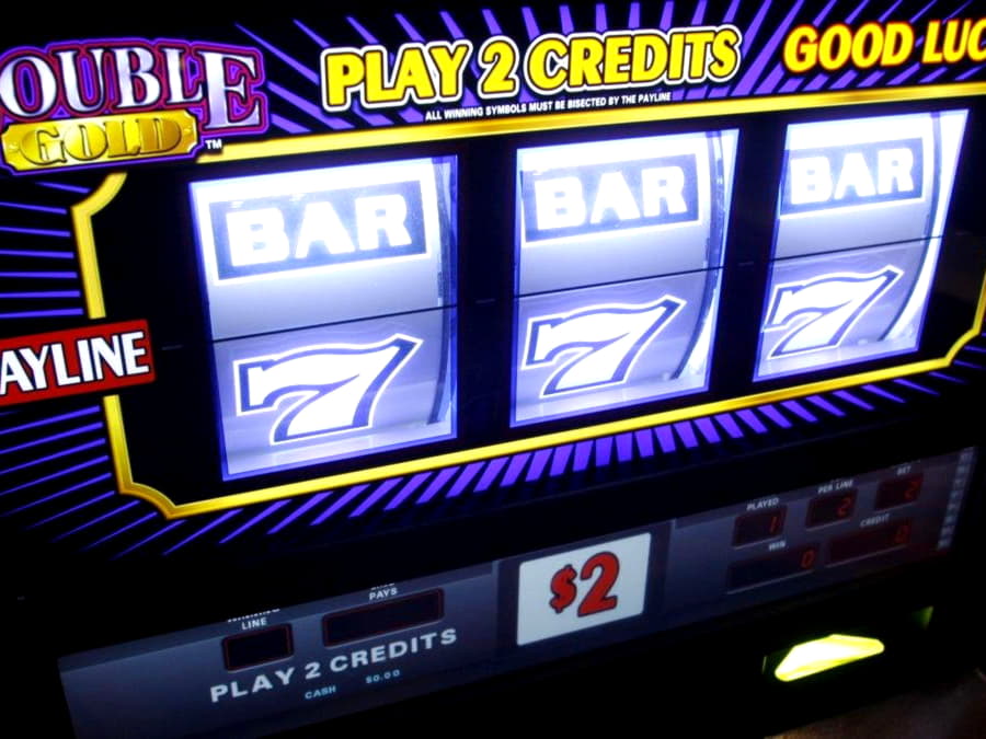 EUR 730 Daily freeroll slot tournament at Reeltastic Casino