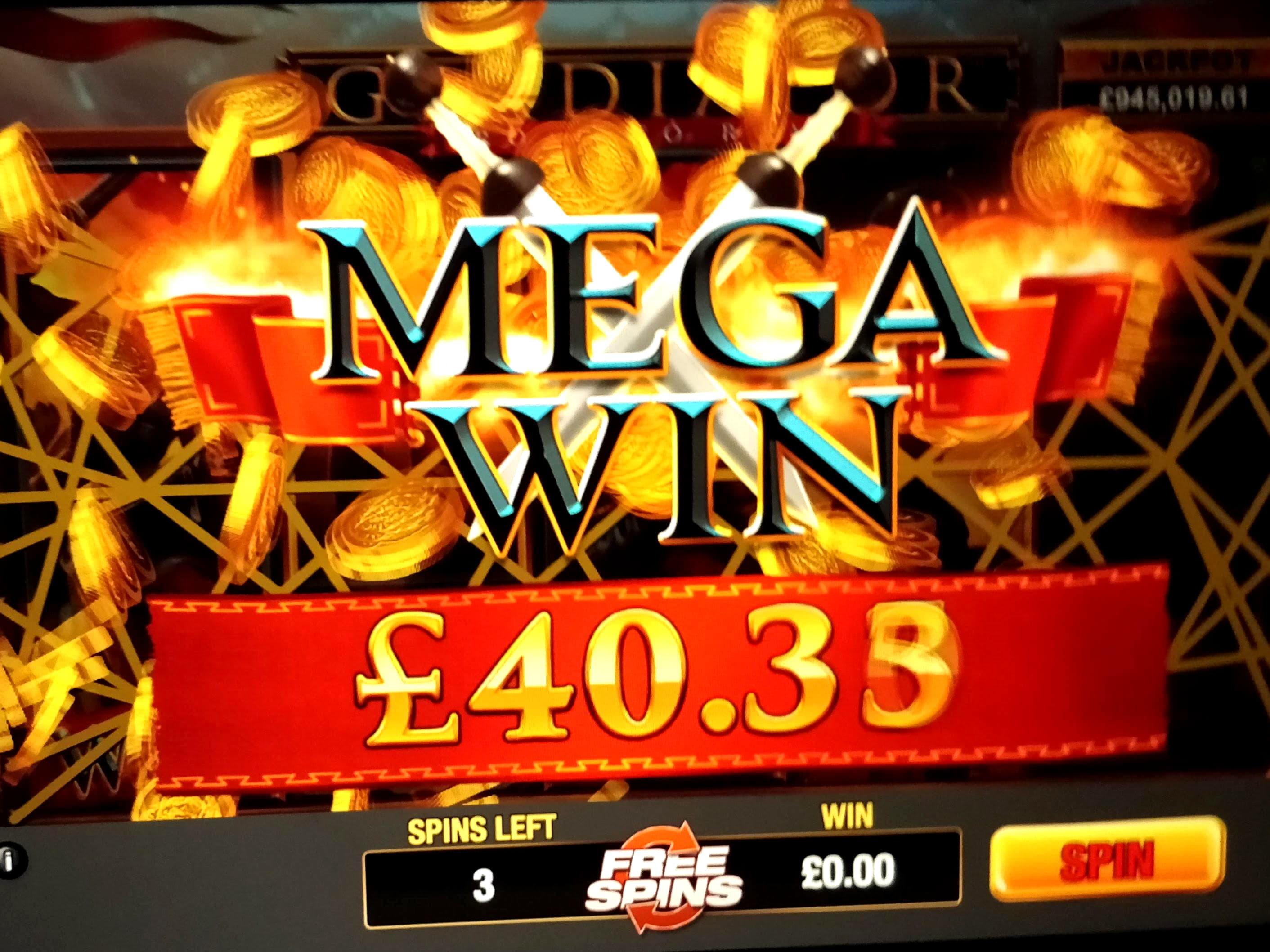 205 Free Spins right now at Dunder Casino