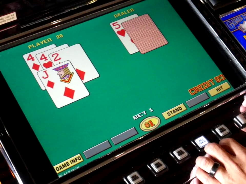 Eur 210 Free Cash at Karamba Casino