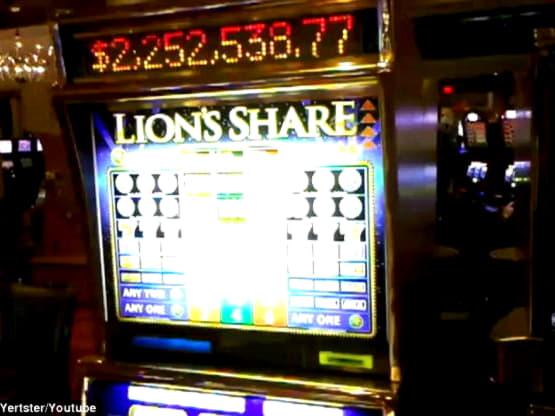 60% First deposit bonus at Reeltastic Casino
