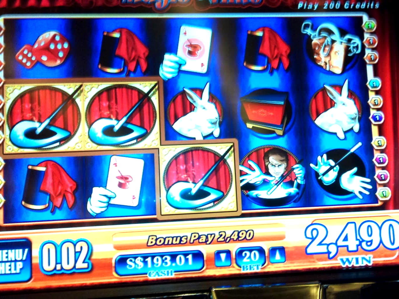 875% Match Bonus at Casino com