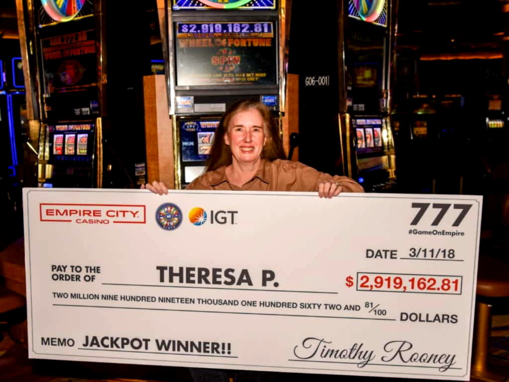 ?$415 Free chip casino at Jackpot City Casino
