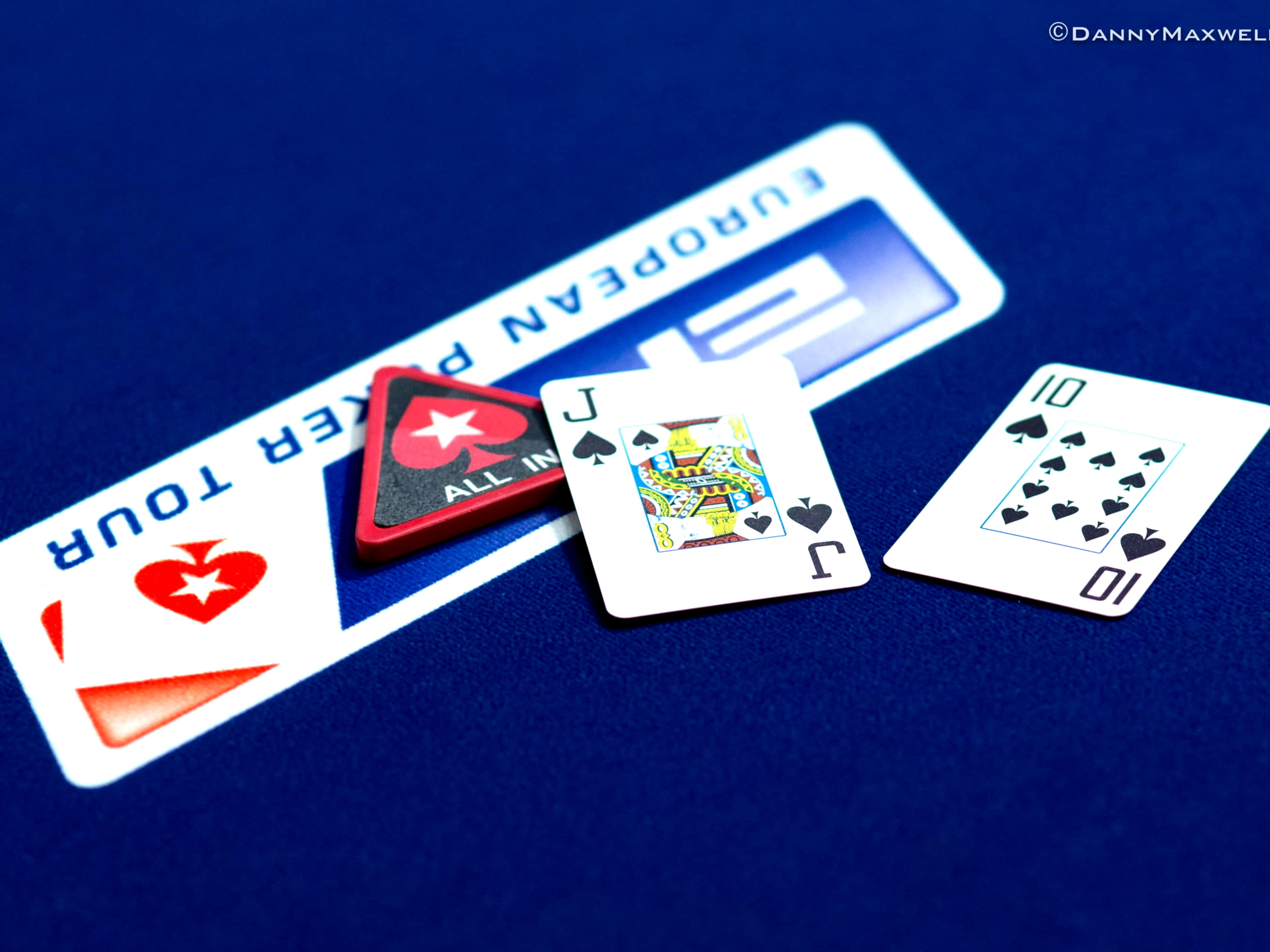 555% Signup casino bonus at Karamba Casino